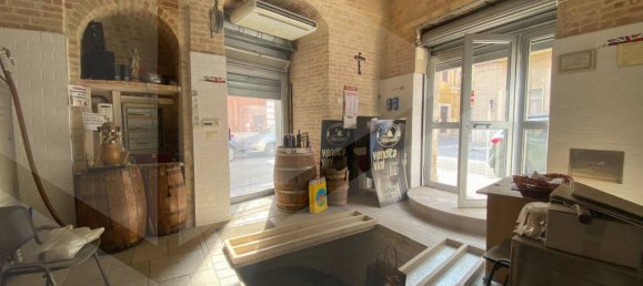 2 rooms Commercial property in San Severo, Italy No. 22374 2