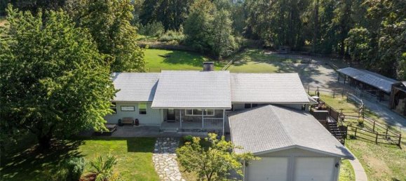 6 bedrooms House in British Columbia, Canada No. 1217 6