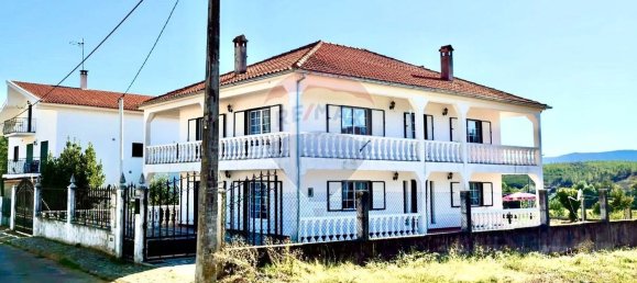 Дом с 4 спальнями в Паул, Португалия № 160749 32