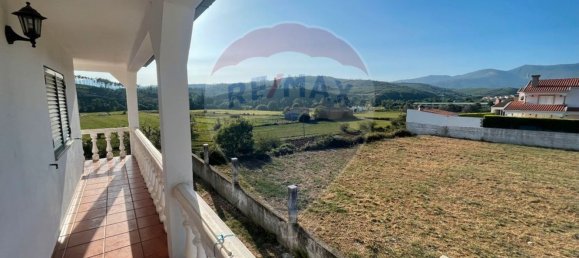 Дом с 4 спальнями в Паул, Португалия № 160749 16