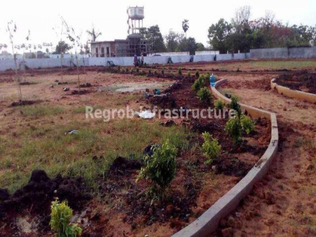 Grundstück in Guntur, India, Nr. 37546