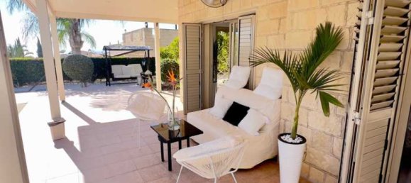 3 bedrooms Villa in Pegeia, Cyprus No. 13371 12