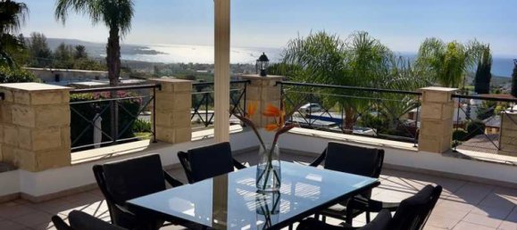 3 bedrooms Villa in Pegeia, Cyprus No. 13371 8