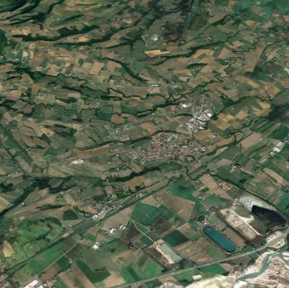 88556m² Land in Medesano, Italy No. 298851