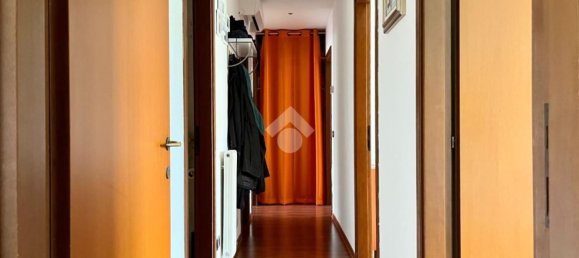 4 rooms Apartment in Udine, Italy No. 284431 11