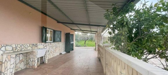 2غرفة شقة في Andria, Italy رقم 16398 3