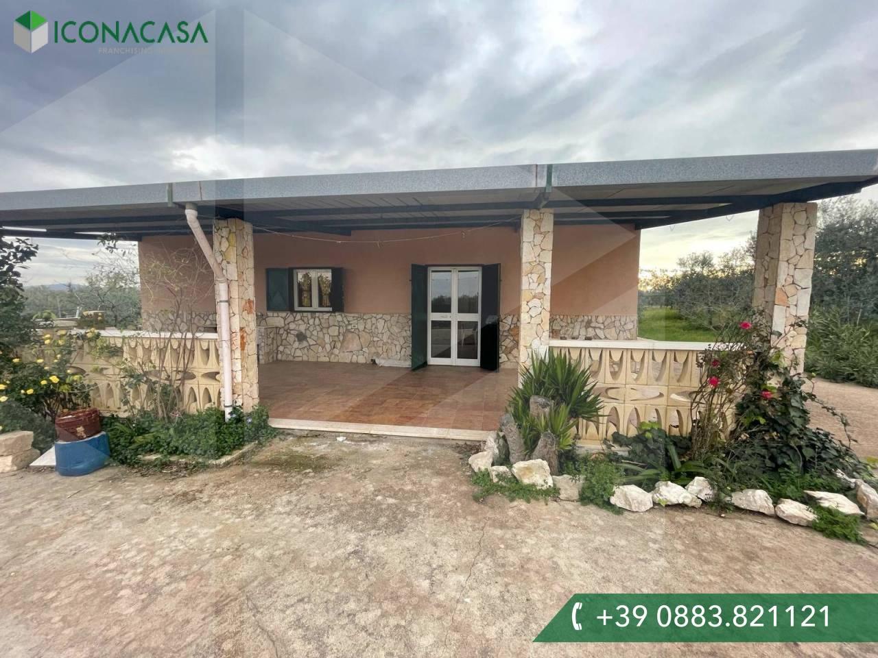 2غرفة شقة في Andria, Italy رقم 16398