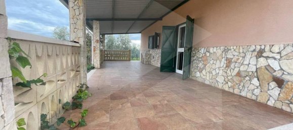 2غرفة شقة في Andria, Italy رقم 16398 2