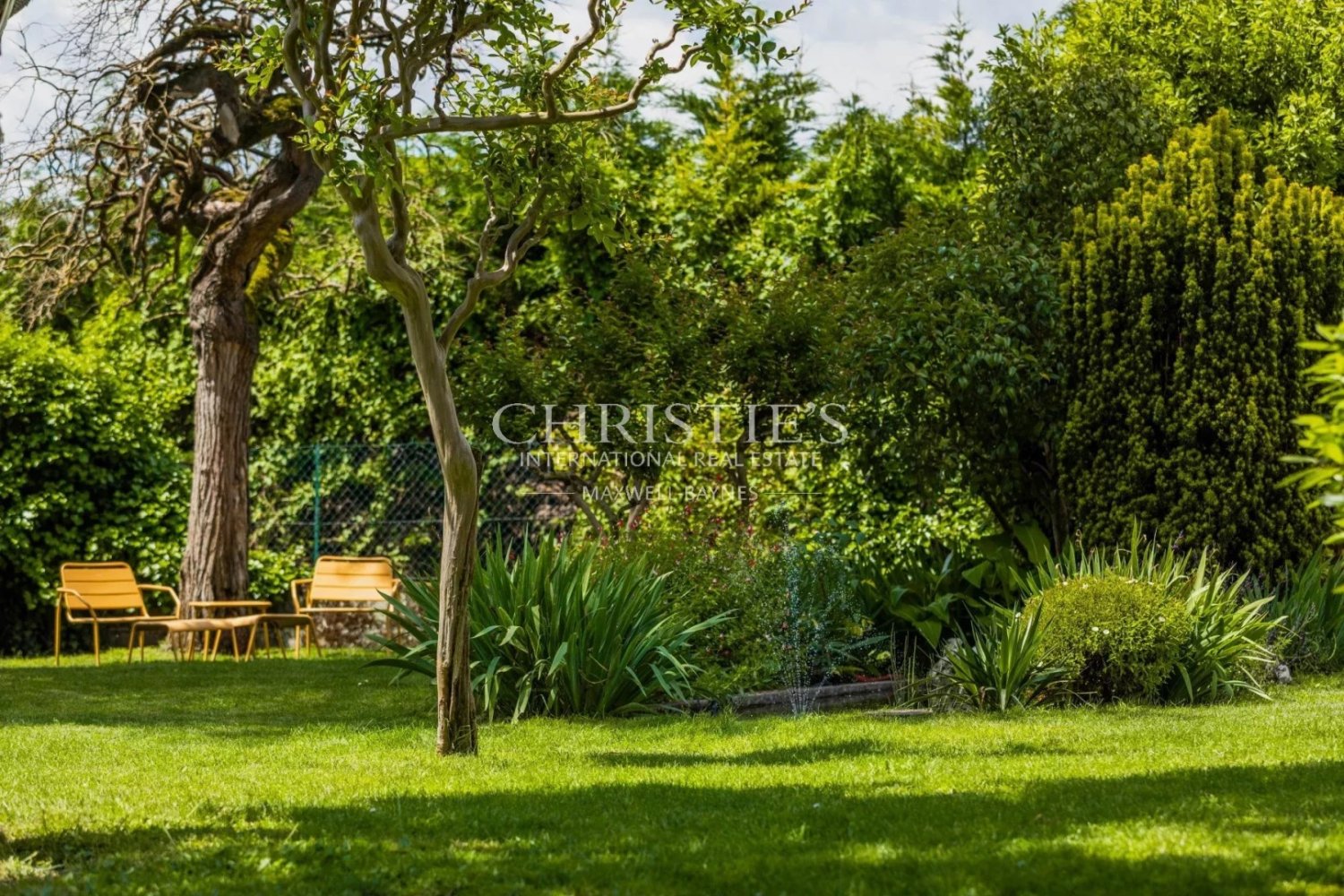 3 bedrooms Villa in Castillon-la-Bataille, France No. 352212