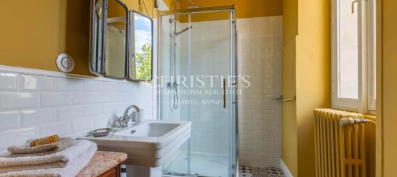 3 bedrooms Villa in Castillon-la-Bataille, France No. 352212 12