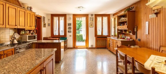 11غرفة فيلا في Altivole, Italy رقم 298755 16