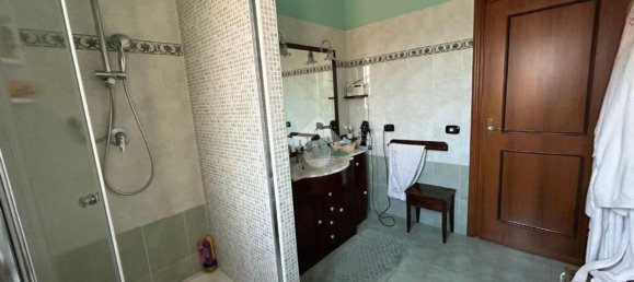 5-Zimmer Villa in Aprilia, Italy, Nr. 201354 11