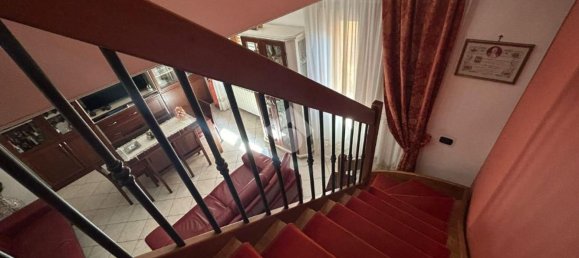 5-Zimmer Villa in Aprilia, Italy, Nr. 201354 13