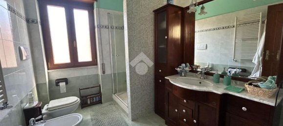 5-Zimmer Villa in Aprilia, Italy, Nr. 201354 10