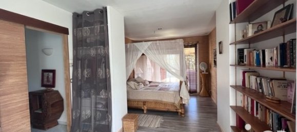 4 bedrooms House in Montargis, France No. 274878 11