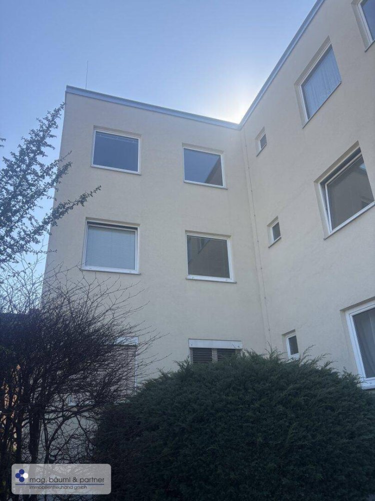 4 rooms Apartment in Favoriten, Austria No. 139515