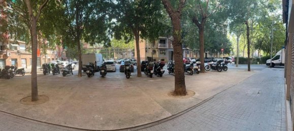 Квартира с 3 спальнями в Сан-Марти, Испания № 189960 2