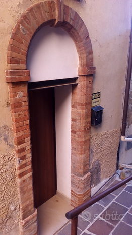 Дом с 3 комнатами в Лорето Апрутино, Италия № 281802