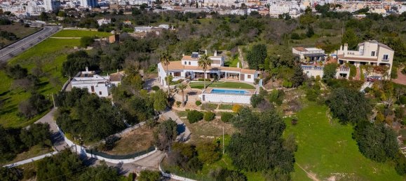 2 Schlafzimmer Haus in Loule, Portugal, Nr. 114967 7