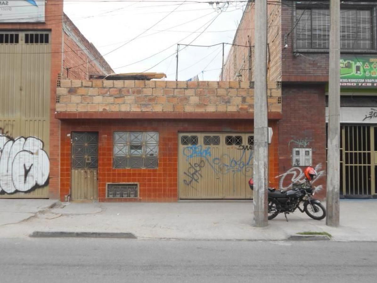 9 bedrooms House in Bogota, Colombia No. 9690