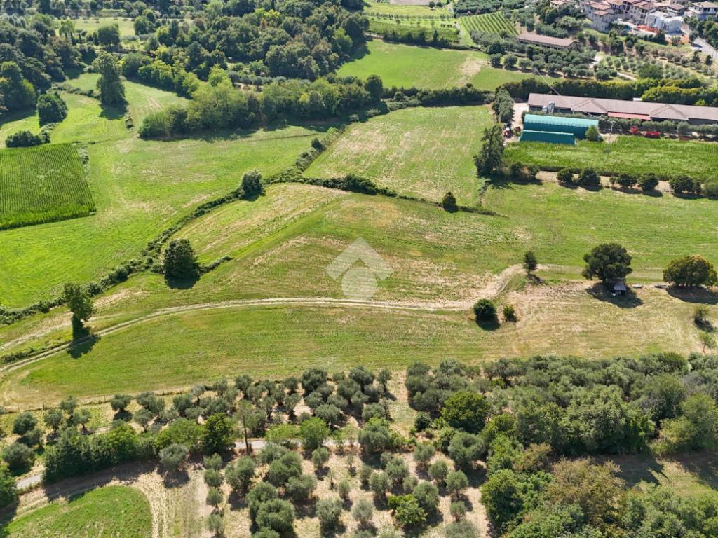 Terreno em Soiano del Lago, Italy 4200 m² N.º 271787