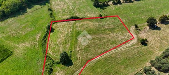 Terreno em Soiano del Lago, Italy 4200 m² N.º 271787 11