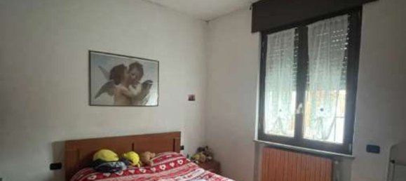 3-salle Appartement à Nova Milanese, Italy No. 8225 4