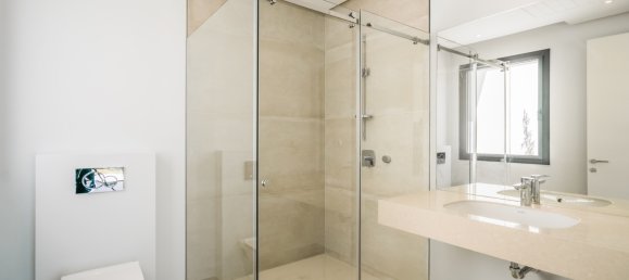 Casa de 5 dormitorios en Málaga, Spain No. 95945 14