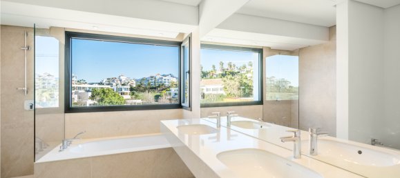 Casa de 5 dormitorios en Málaga, Spain No. 95945 13