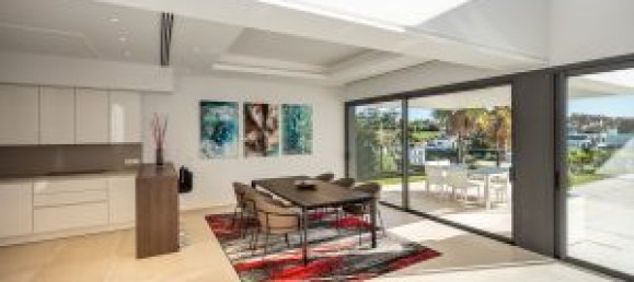 Casa de 5 dormitorios en Málaga, Spain No. 95945 8