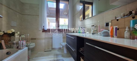 4 rooms Apartment in Collecchio, Italy No. 293719 9