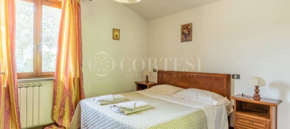 5غرفة عقار تجاري في Gubbio, Italy رقم 277171 30