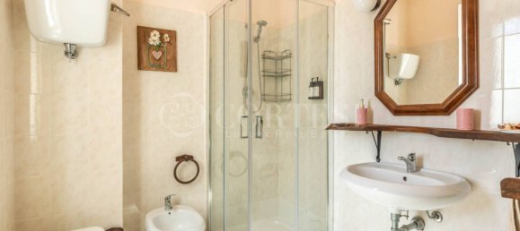 5غرفة عقار تجاري في Gubbio, Italy رقم 277171 17