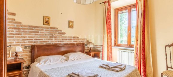 5غرفة عقار تجاري في Gubbio, Italy رقم 277171 21