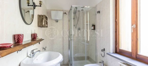 5غرفة عقار تجاري في Gubbio, Italy رقم 277171 12