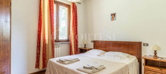 5غرفة عقار تجاري في Gubbio, Italy رقم 277171 48