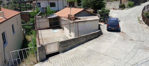 Таунхаус 101м² в Агрос, Лимасол, Кипр № 181282 4