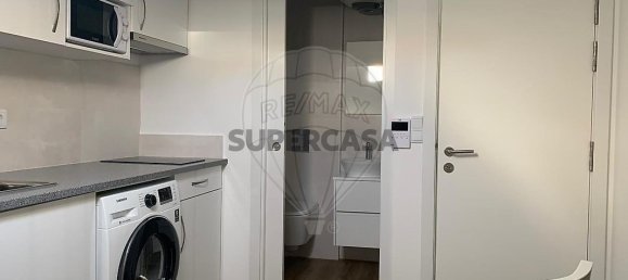 389m² Building in Lisbon, Portugal No. 159552 12