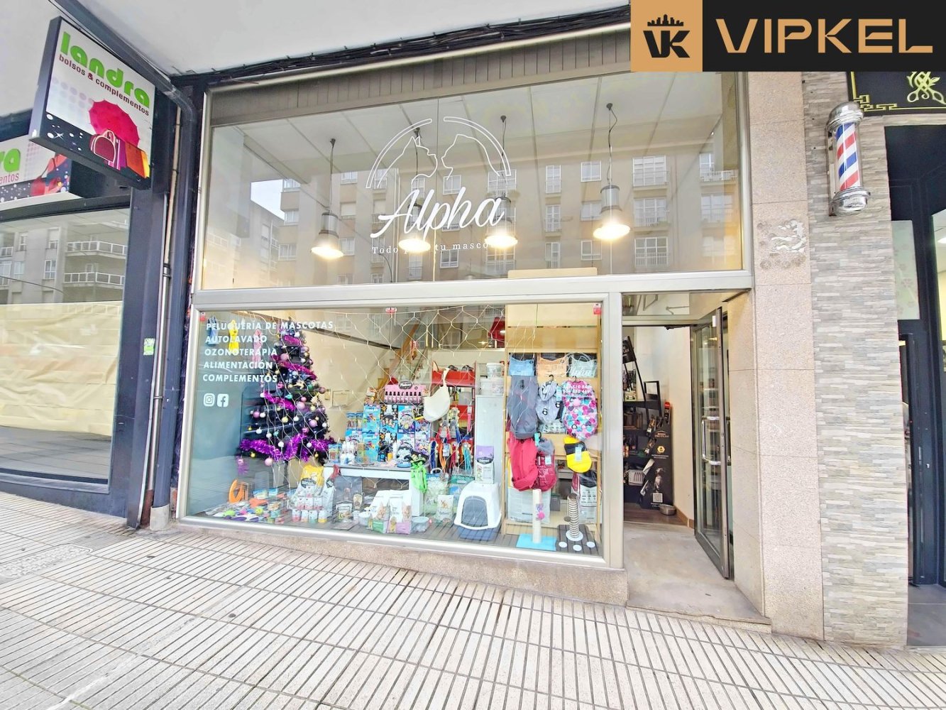 Imóvel comercial em O Milladoiro, Spain 75 m² N.º 48018