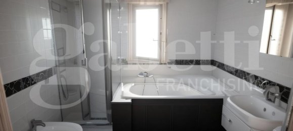 4 rooms Apartment in Messina, Italy No. 171558 10