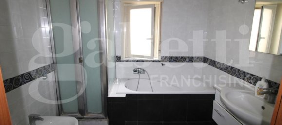 4 rooms Apartment in Messina, Italy No. 171558 9
