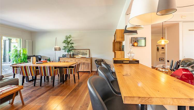 3 Schlafzimmer Wohnung in Como, Italy, Nr. 259544