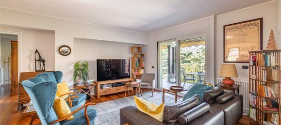 3 Schlafzimmer Wohnung in Como, Italy, Nr. 259544 17