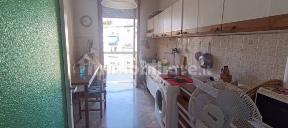 2 bedrooms Apartment in Florence, Italy No. 304714 2