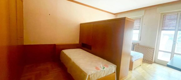 Apartamento de 3 dormitorios en Saint Vincent, Italy No. 275126 8