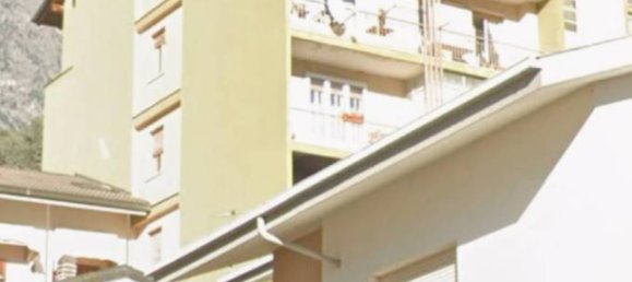 Apartamento de 3 dormitorios en Saint Vincent, Italy No. 275126 2