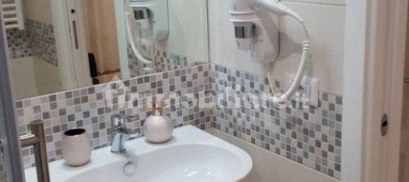 Квартира с 2 спальнями в Рим, Италия № 27176 7