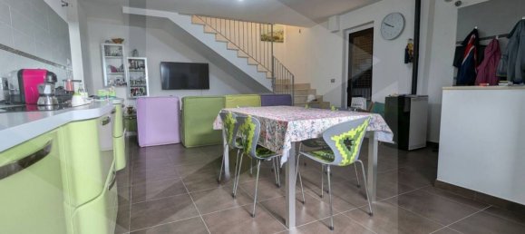 5-Zimmer Haus in Monteodorisio, Italy, Nr. 22255 2