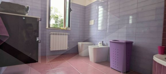 5-Zimmer Haus in Monteodorisio, Italy, Nr. 22255 6