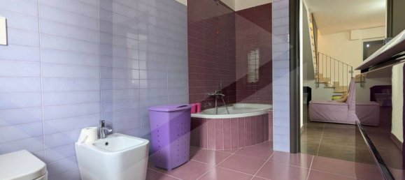 5-Zimmer Haus in Monteodorisio, Italy, Nr. 22255 7